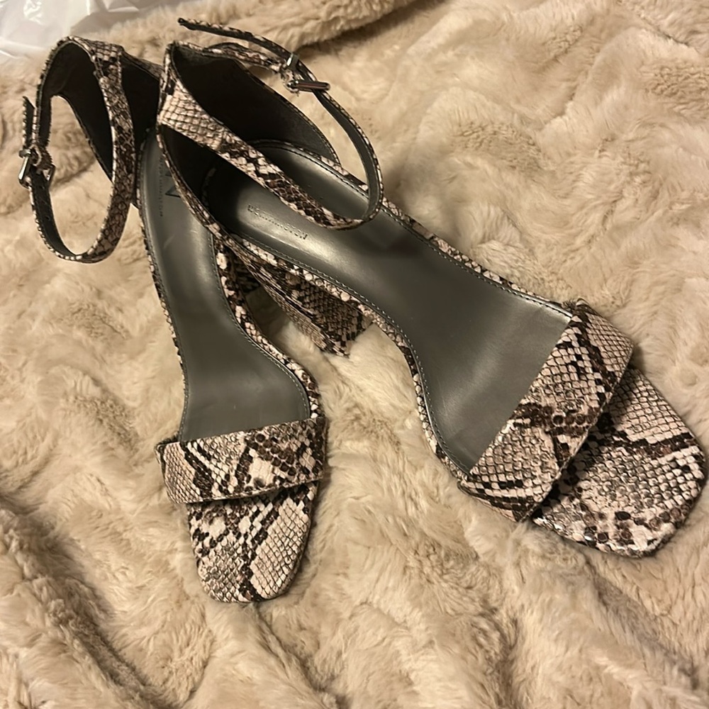Worthington Becklyn Snake Skin Women’s Heels-Sz 9